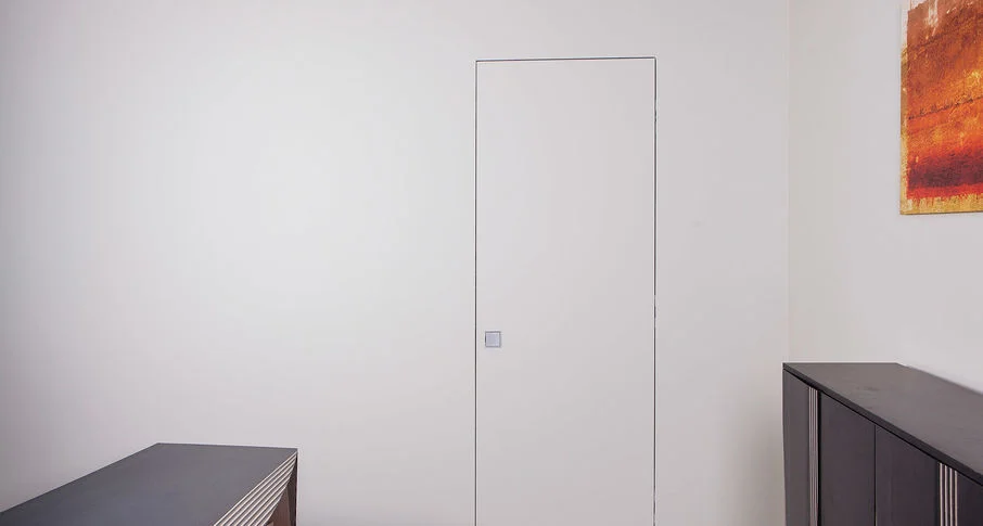 Системы открытия дверей без ручек: все, что нужно знать