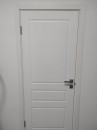 Фото -   Межкомнатная дверь "Честер", пг, белый   | фото в интерьере